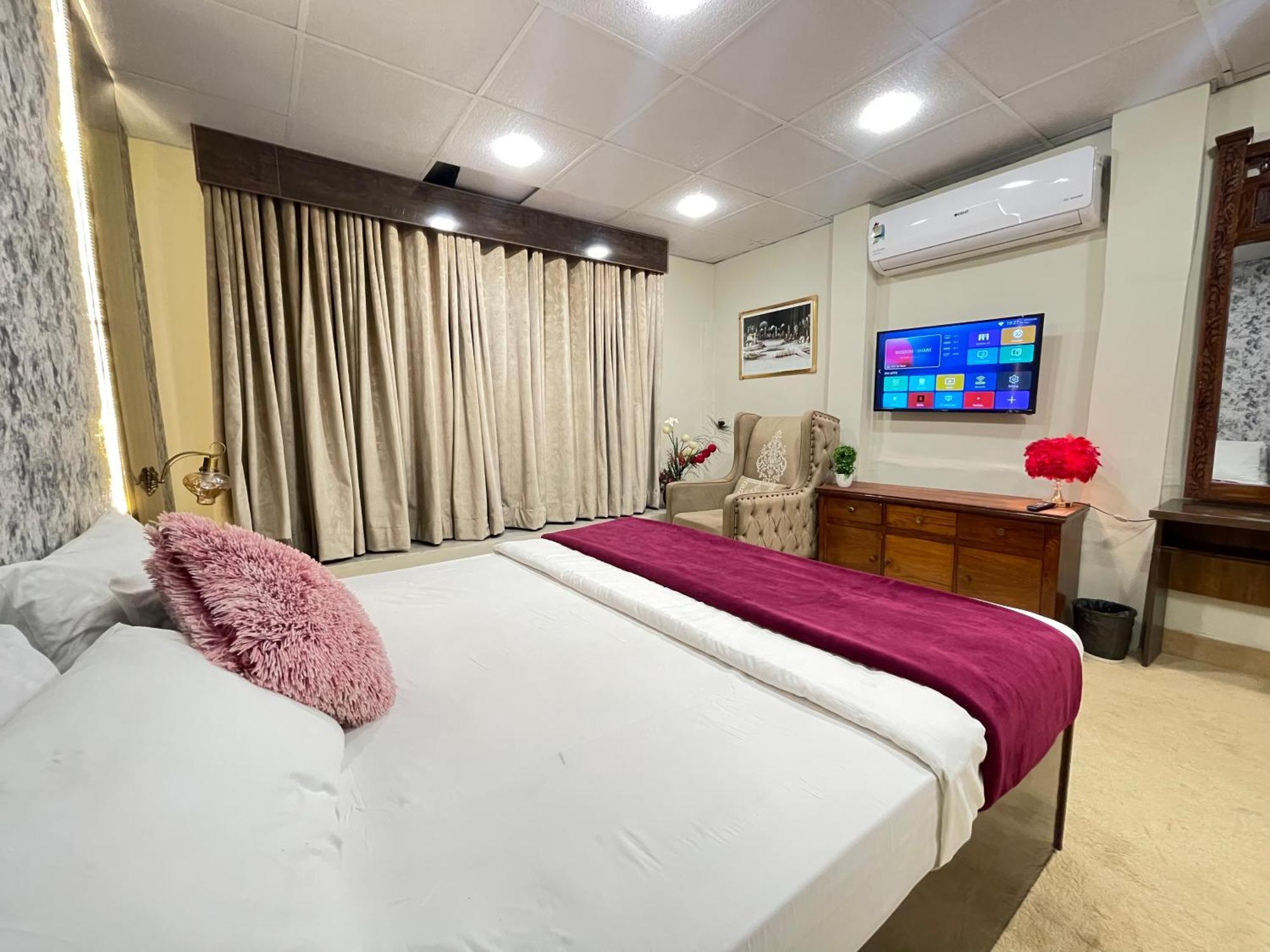 The Life Style Lodges Opp Centaurus Mall Islamabad Bagian luar foto